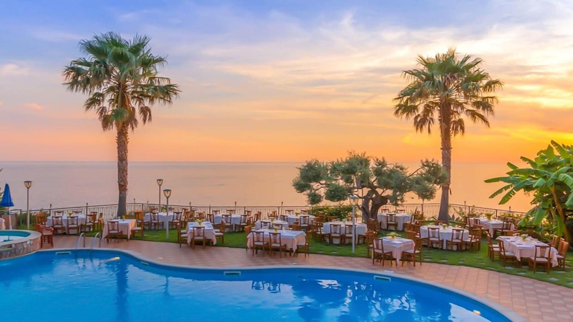 Nettuno Hotel Palace Бельведере-Мариттимо Экстерьер фото
