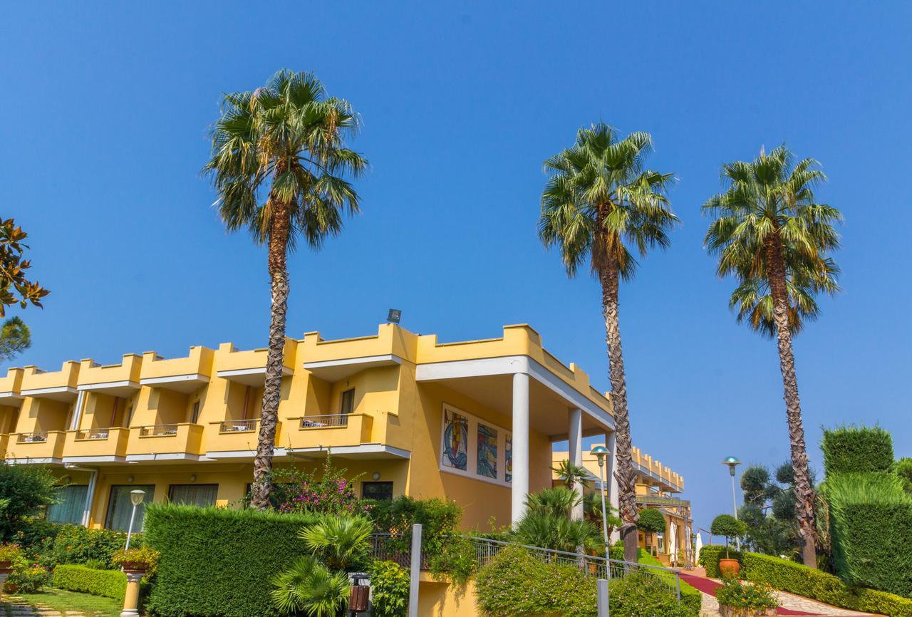 Nettuno Hotel Palace Бельведере-Мариттимо Экстерьер фото